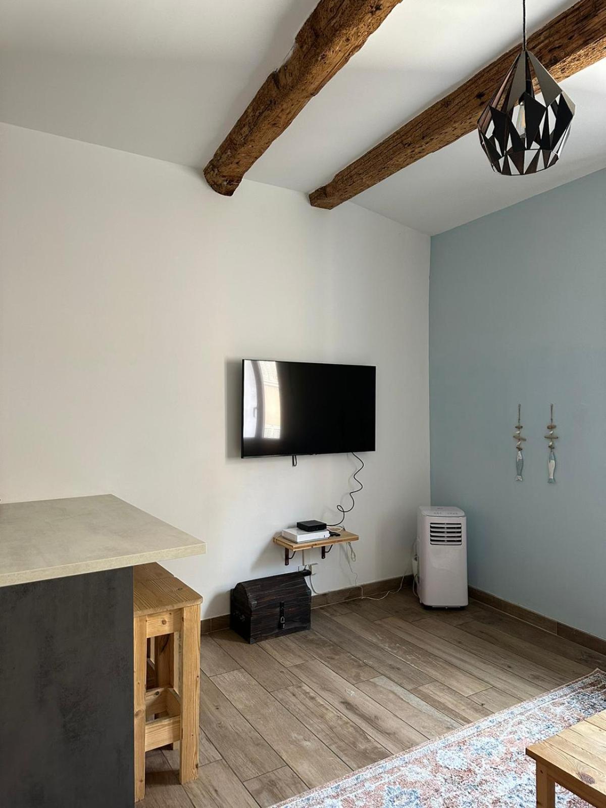 Appartement Coeur Panier - Charmant T2 entièrement équipé à Marseille Extérieur photo
